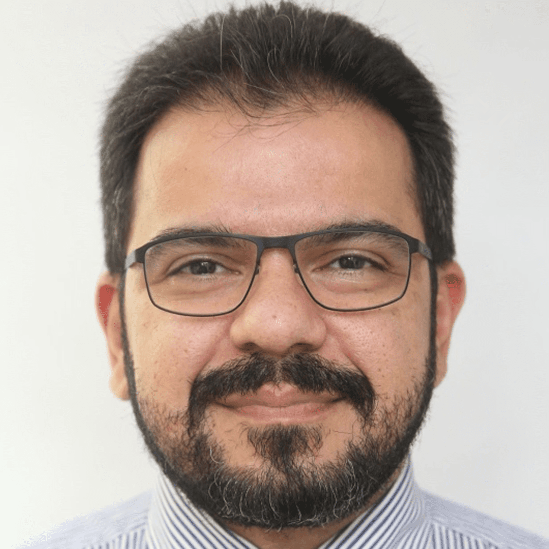 Dr. Paulo Mora 